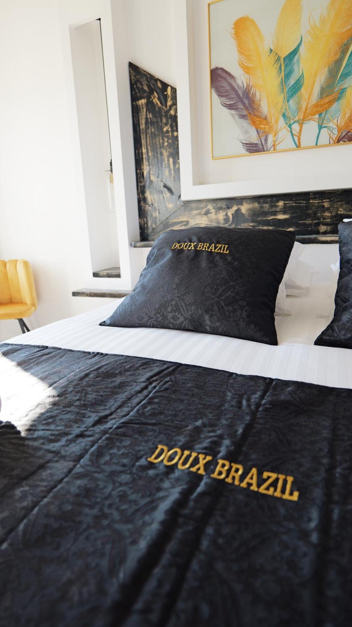 Chambres D'Hotes Doux Brazil Lisle-sur-Tarn Экстерьер фото